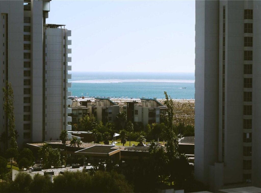 karelyruiz encuerada